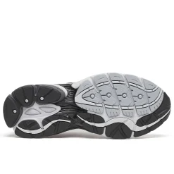 Saucony ProGrid Omni 9 OG Microchip Store